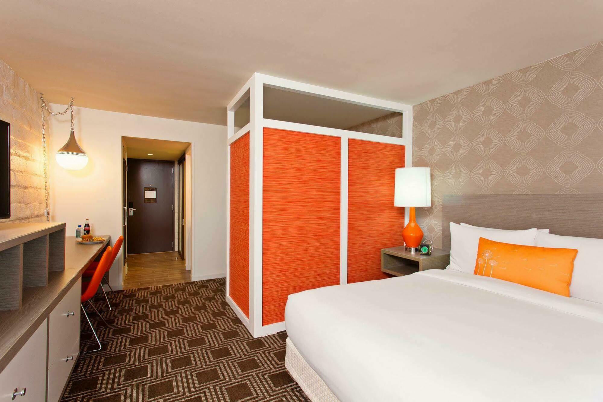 The Garland Hotel Los Angeles
